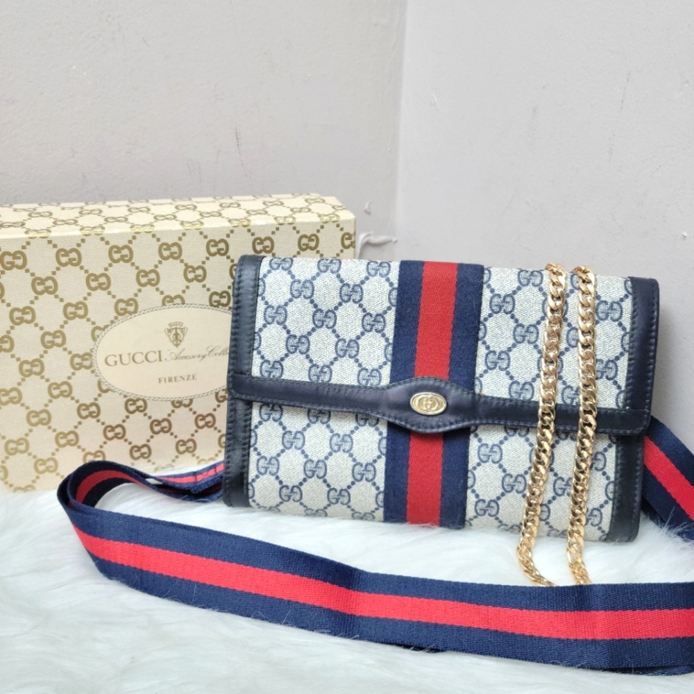 100% Authentic GUCCI vintage web sherry line clutch Bag